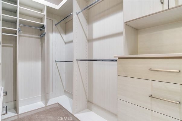 Interior, Walk-in Closets