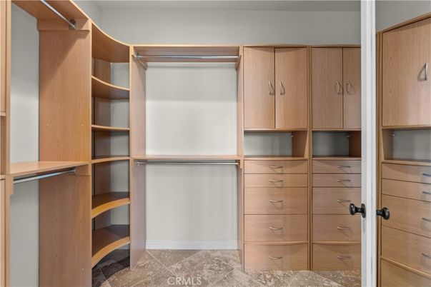 Interior, Walk-in Closets