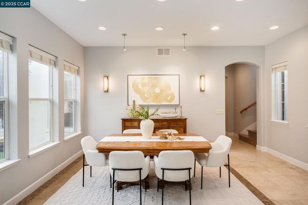 Dining room, Interior, Recessed Lighting