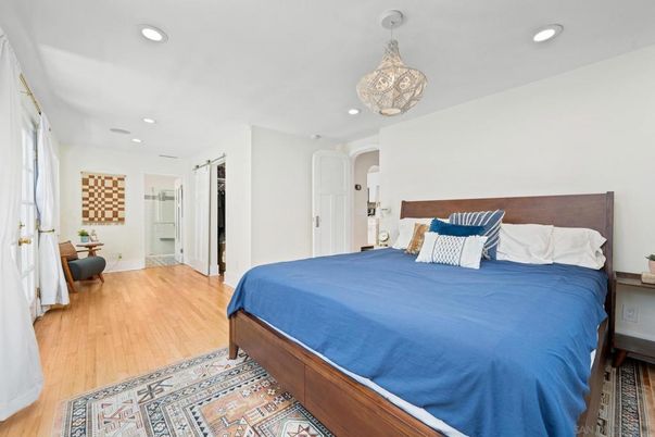 Bedroom, Interior, Pendant Lights, Recessed Lighting, Wood Texture Flooring