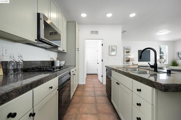 Interior, Kitchen, Recessed Lighting