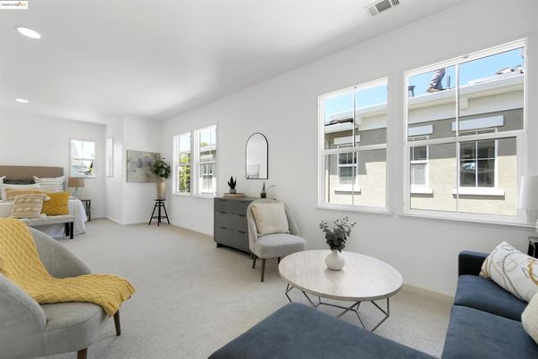 Bedroom, Interior, Living room, Recessed Lighting