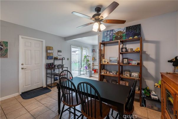 Dining room, Interior