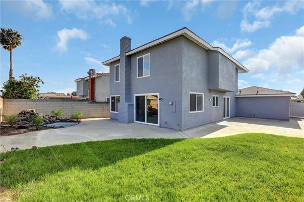 Backyard, Detached Garage, Exterior