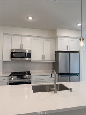 Interior, Kitchen, Pendant Lights, Recessed Lighting, Stainless Steel Appliances
