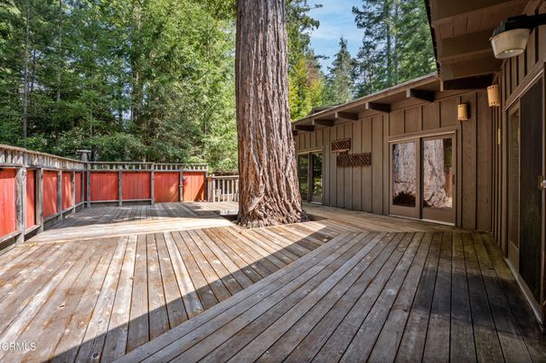Exterior, Wood Texture Flooring