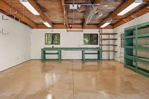 Garage, Interior, Wooden Beams, Wooden Ceilings