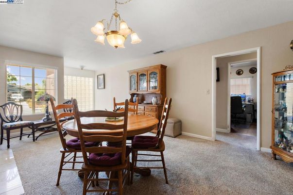 Chandelier, Dining room, Interior