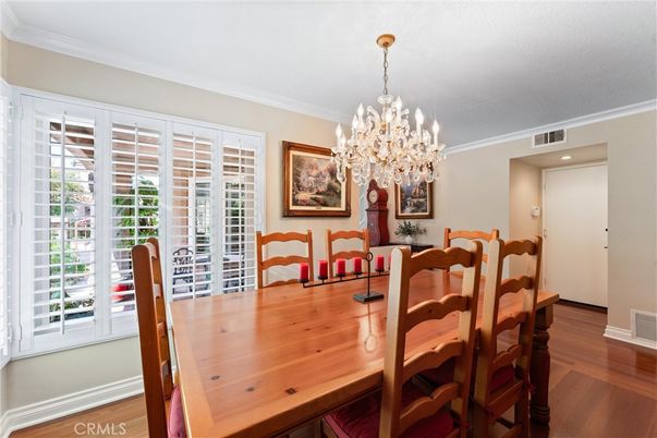 Chandelier, Dining room, Interior, Wood Texture Flooring