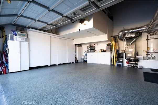 Garage, Interior