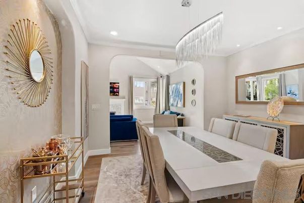 Chandelier, Dining room, Interior, Living room, Recessed Lighting, Wood Texture Flooring