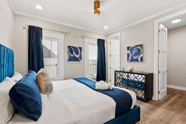 Bedroom, Interior, Recessed Lighting, Wood Texture Flooring