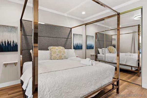 Bedroom, Interior, Recessed Lighting, Wood Texture Flooring