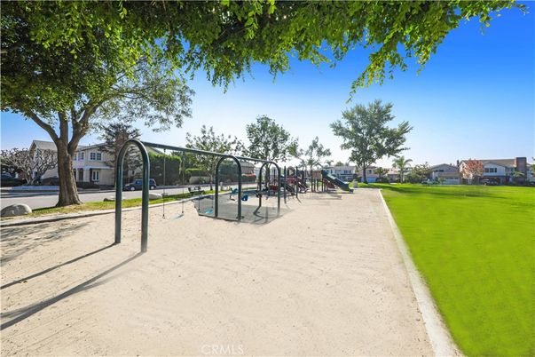 Backyard, Exterior, Playground