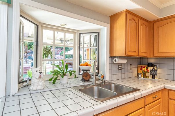 Interior, Kitchen, Tile Countertops