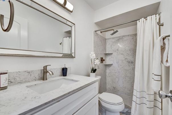 Bathroom, Interior, Marble Walls