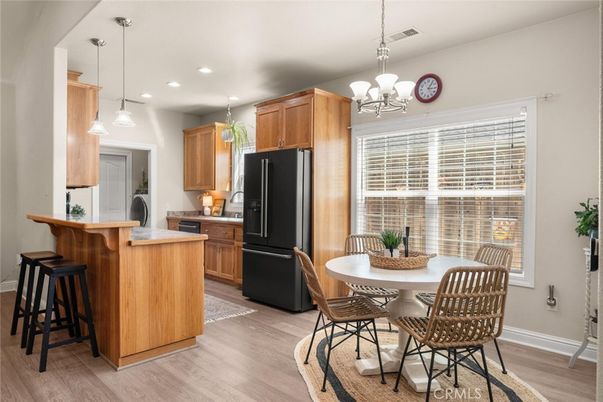 Chandelier, Dining room, Interior, Kitchen, Pendant Lights, Recessed Lighting, Wood Texture Flooring