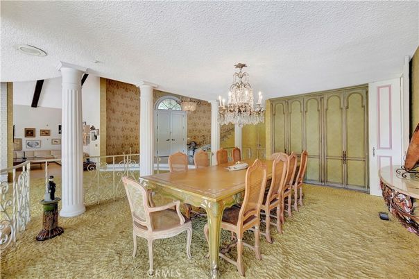 Chandelier, Dining room, Interior