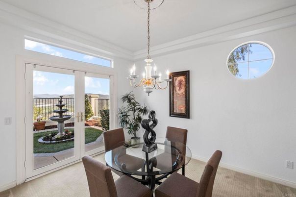 Chandelier, Dining room, Interior