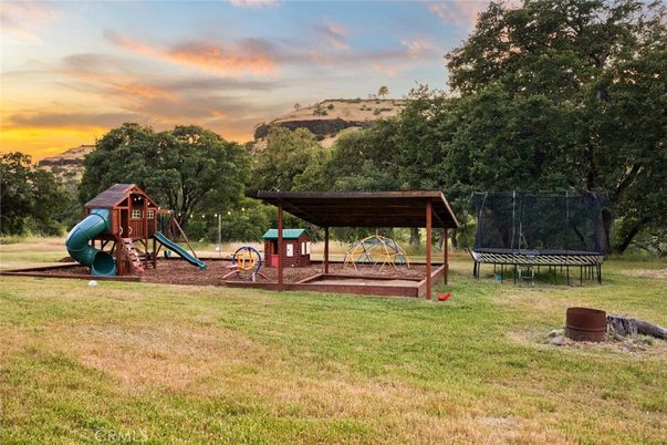 Backyard, Exterior, Playground