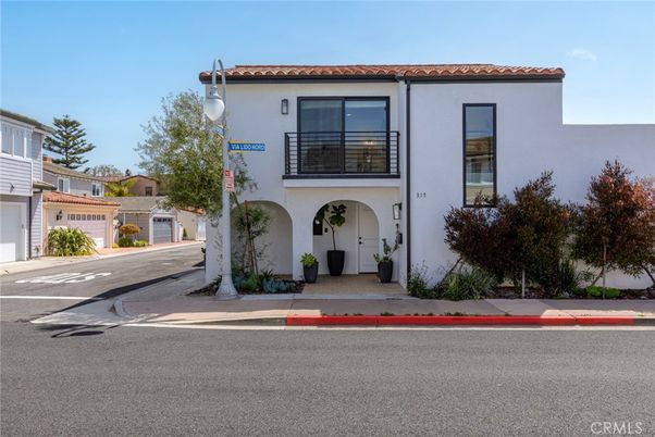 Attached, Exterior, Facade, Spanish Mediterranean