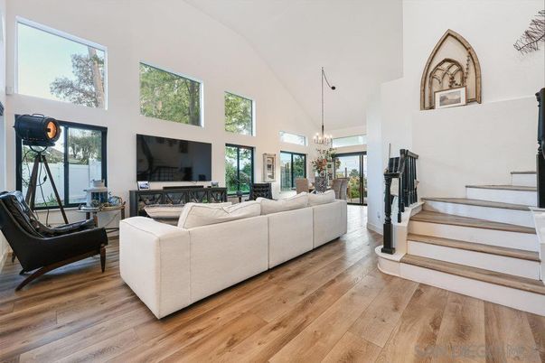 Chandelier, Interior, Living room, Pendant Lights, Wood Texture Flooring