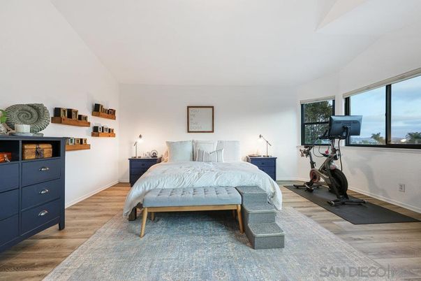 Bedroom, Fitness Equipment, Interior, Wood Texture Flooring