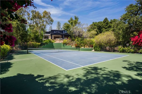 Exterior, Tennis Courts