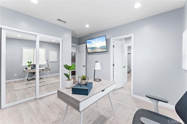 Home Office, Interior, Recessed Lighting, Wood Texture Flooring