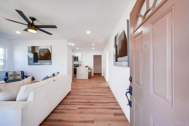 Interior, Kitchen, Living room, Recessed Lighting, Wood Texture Flooring