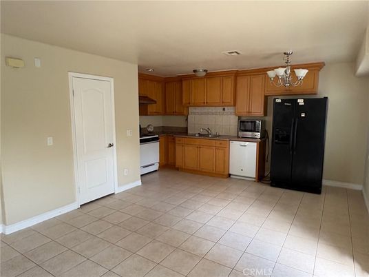 Chandelier, Interior, Kitchen