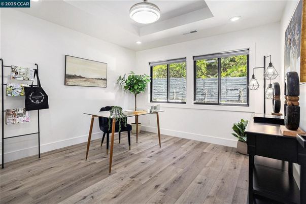 Home Office, Interior, Recessed Lighting, Wood Texture Flooring