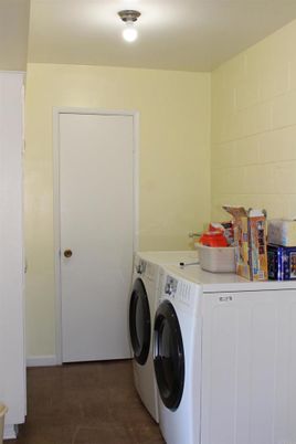 Interior, Washer