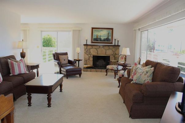 Fireplace, Interior, Living room