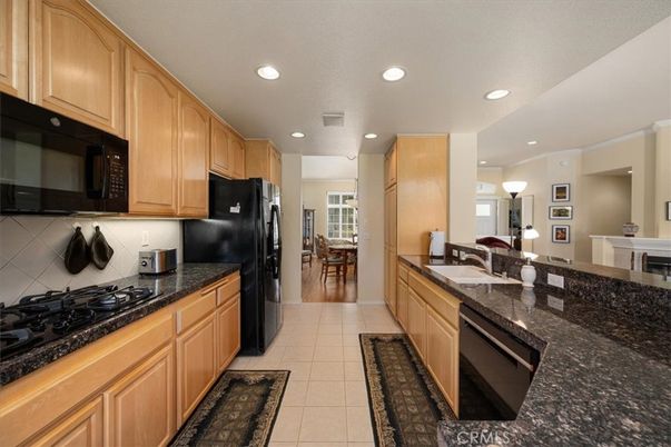 Dining room, Interior, Kitchen, Recessed Lighting
