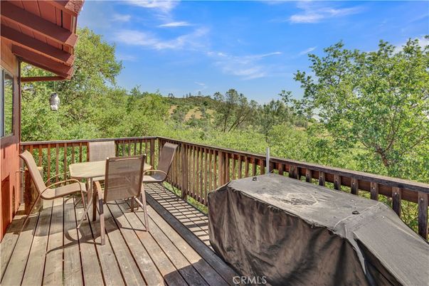 Exterior, Wood Texture Flooring