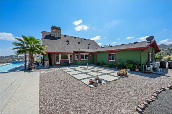 Backyard, Exterior, Pool