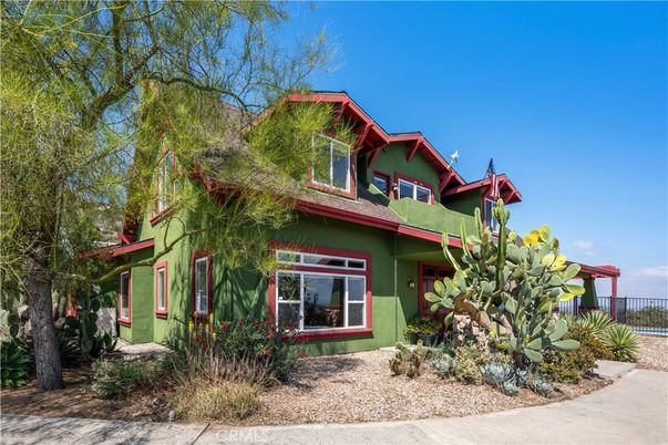 Exterior, Facade, American Craftsman