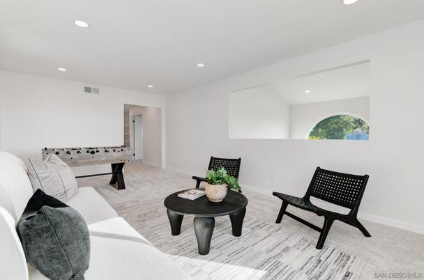Game Room, Interior, Recessed Lighting