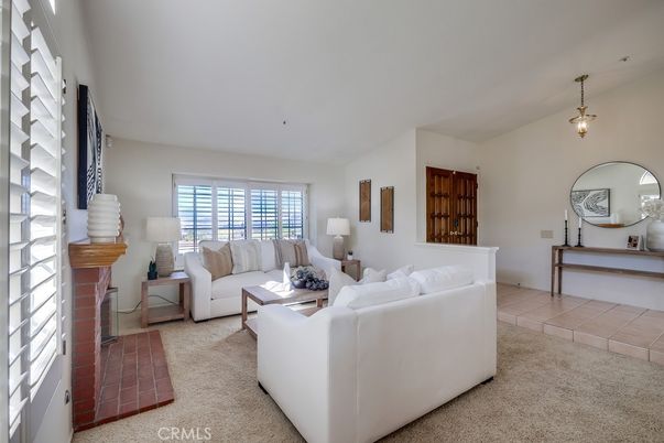 Interior, Living room, Pendant Lights