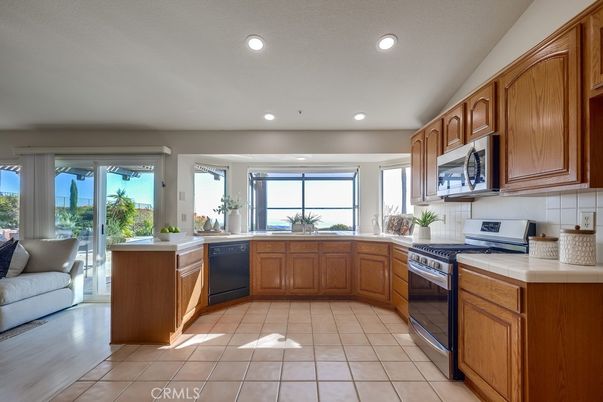 Interior, Kitchen, Recessed Lighting, Tile Countertops