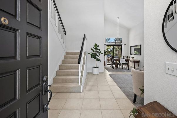 Dining room, Interior, Pendant Lights