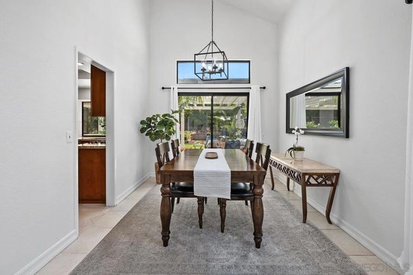 Dining room, Interior, Pendant Lights