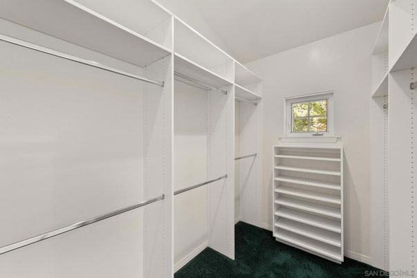 Interior, Walk-in Closets