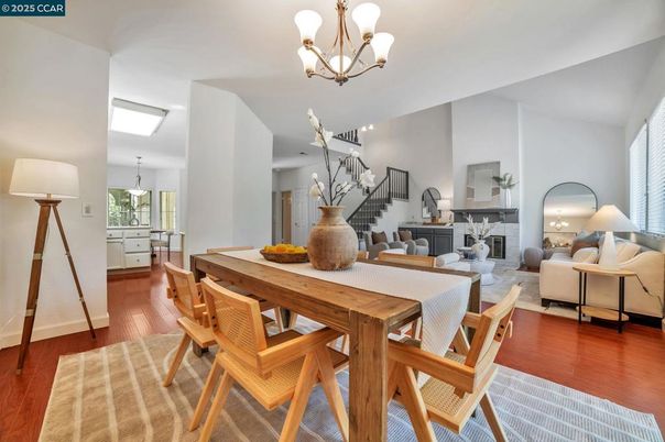 Chandelier, Dining room, Interior, Living room, Pendant Lights, Wood Texture Flooring