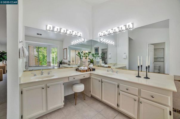 Bathroom, Dual Sink Vanities, Interior