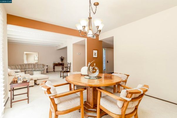 Chandelier, Dining room, Interior, Living room