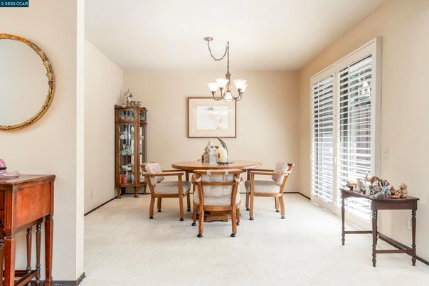 Chandelier, Dining room, Interior