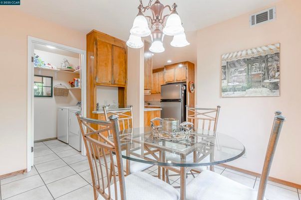 Chandelier, Dining room, Interior, Kitchen, Recessed Lighting