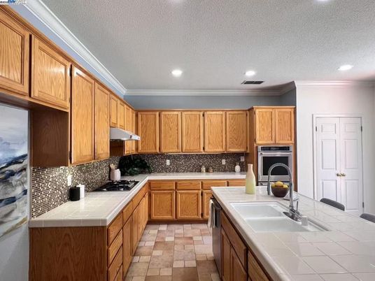 Interior, Kitchen, Recessed Lighting, Tile Countertops